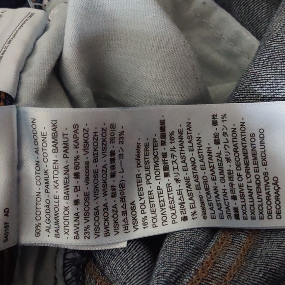 NWT Levi's 22W Classic Straight Jeans - Picture 14 of 16